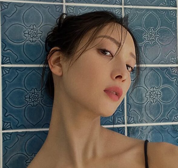 菜々緒の画像