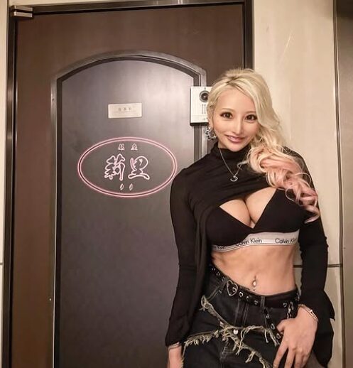 加藤紗里の画像