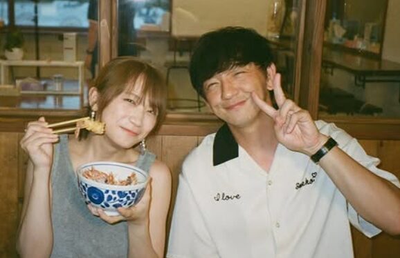 秋元真夏と向井慧の画像