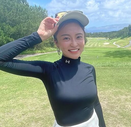 小島瑠璃子の画像