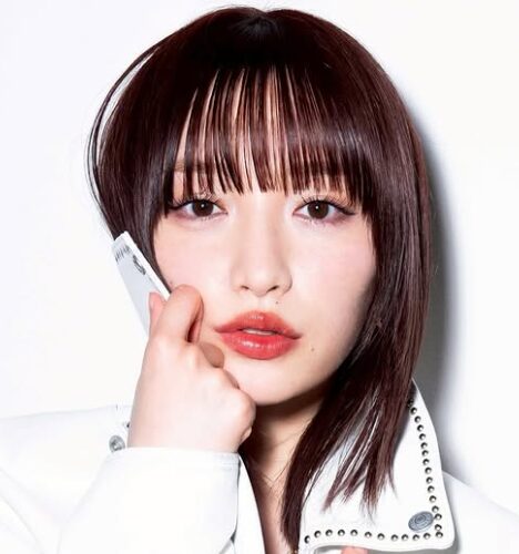 吉田凜音の画像