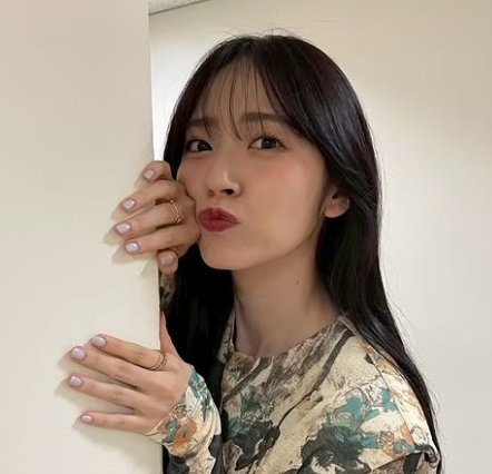 鈴木愛理さんの画像