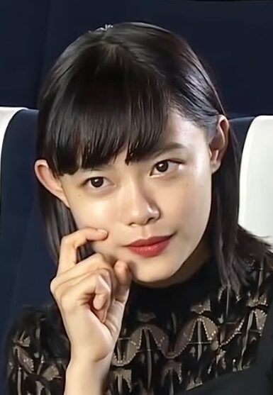 杉咲花の画像